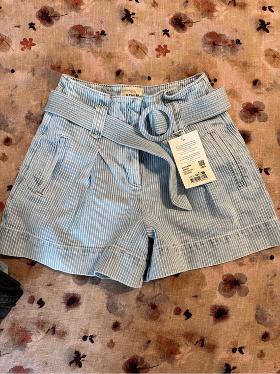 Sezane Pants - Sezane New Rome Shorts Denim Stripes - Size 6